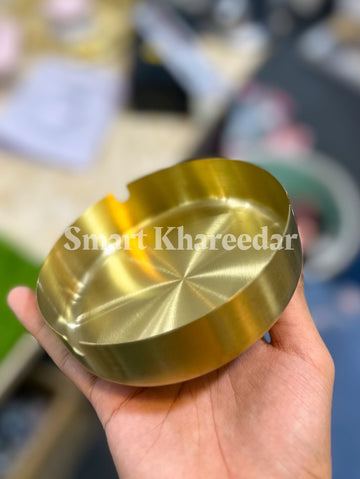 Golden Ash Tray – Elegant & Durable Metal Finish | Stylish Tabletop Accessory
