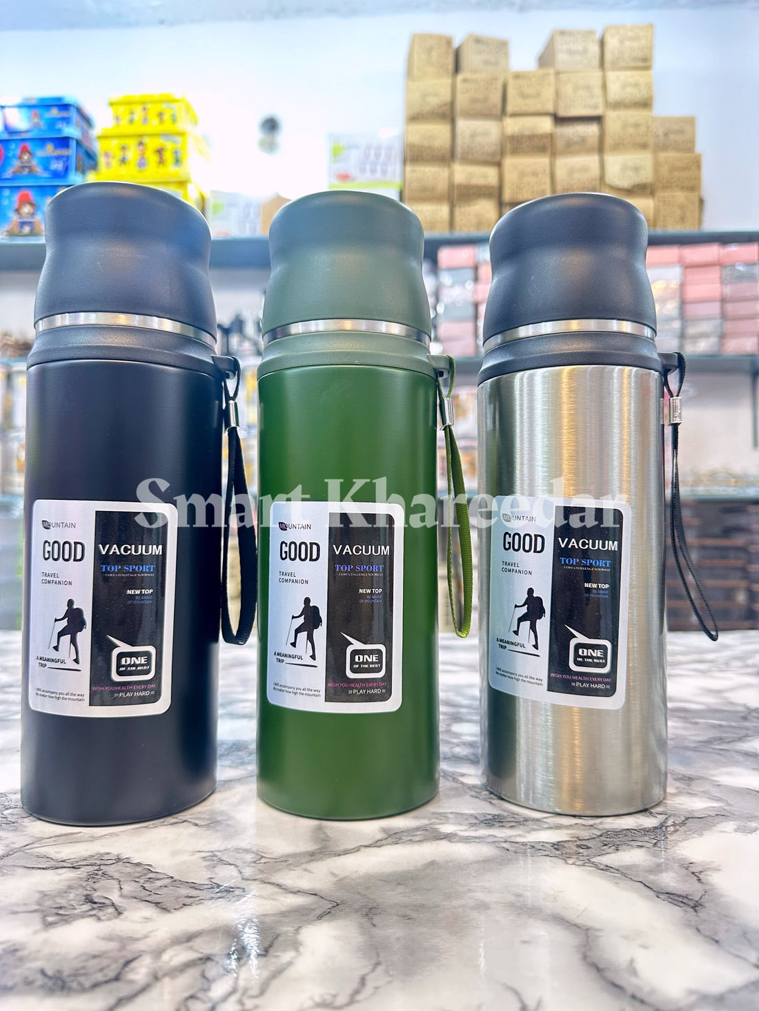 Mountain 800ml Vacuum Flask + Water bottle