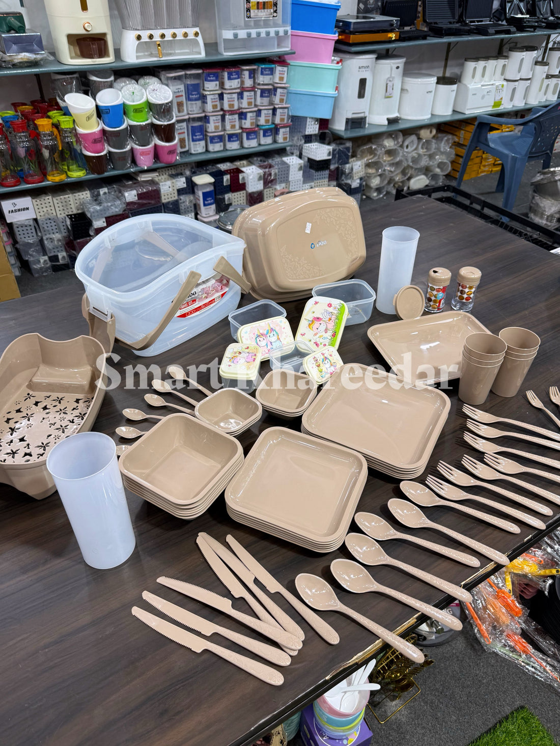 Ziba 72pc Picnic Set - All in One Family Box