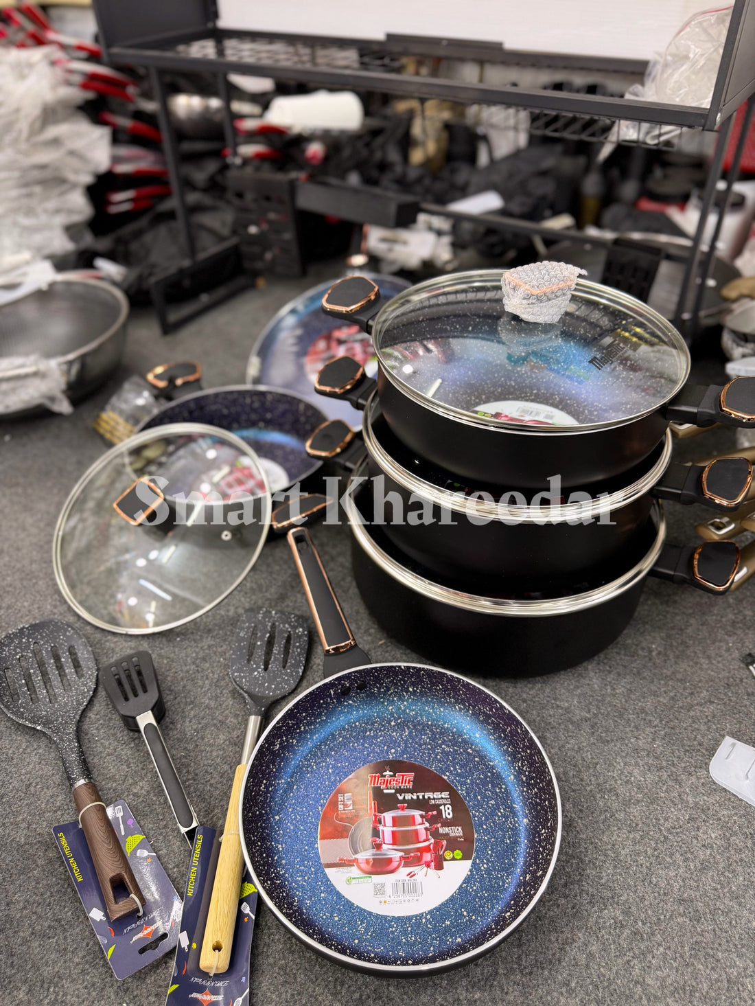 Majestic Vintage Marble-Coated 18-Piece Cookware Gift Set