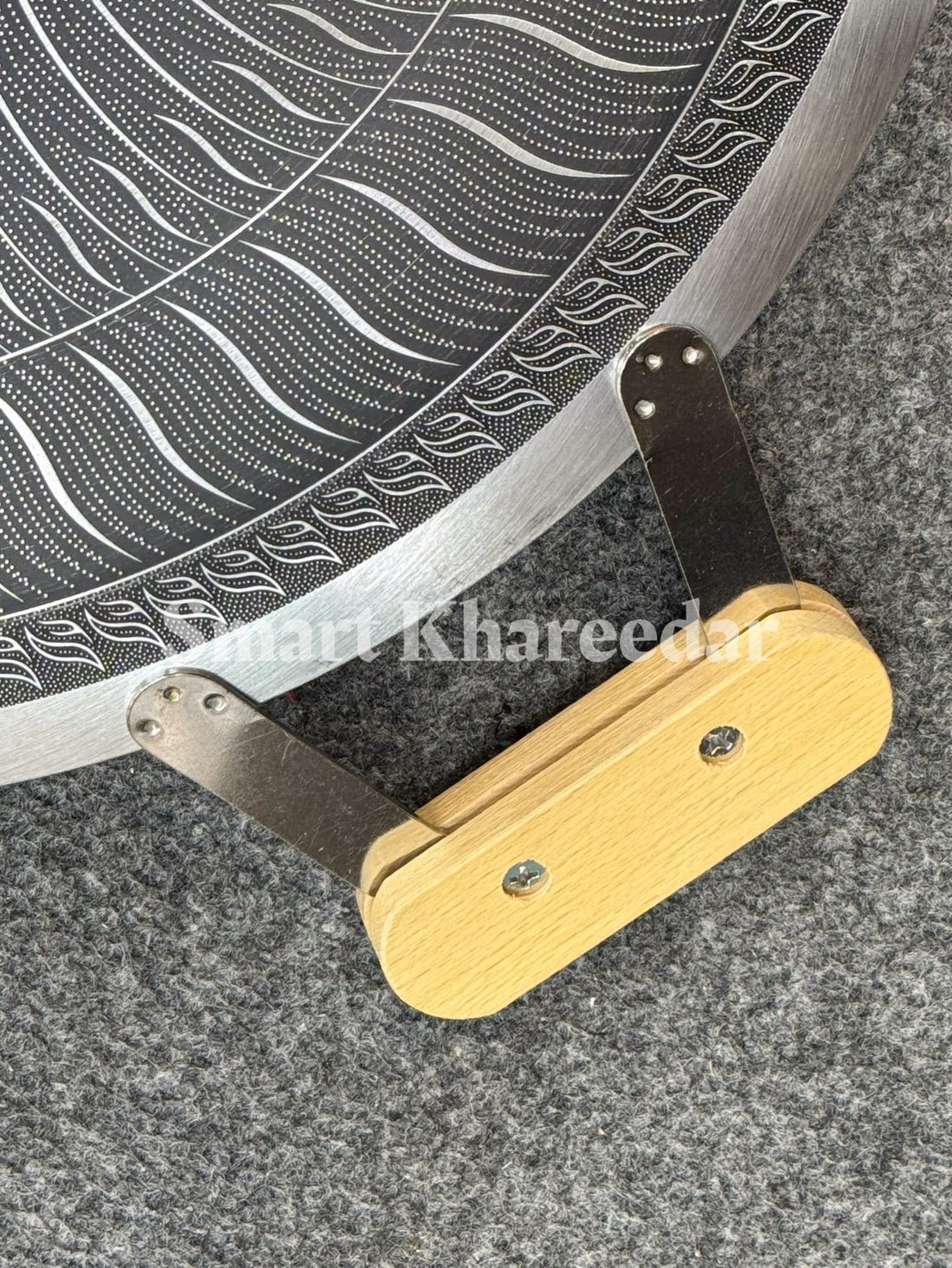 Honeycomb LaserCut 38cm Tawa with Wooden Handles