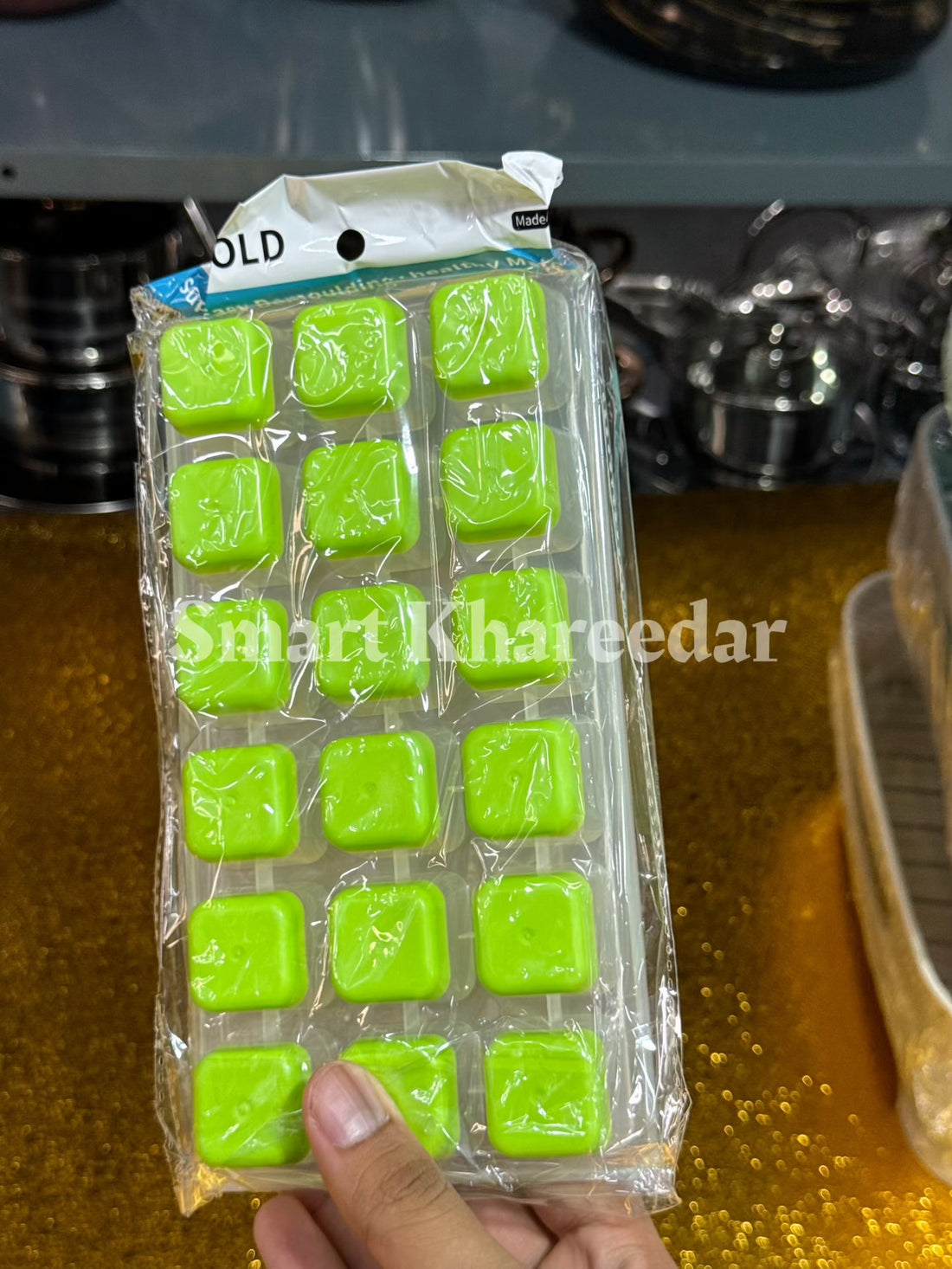 18-boxes Silicone Ice Cube Tray with Plastic Lid