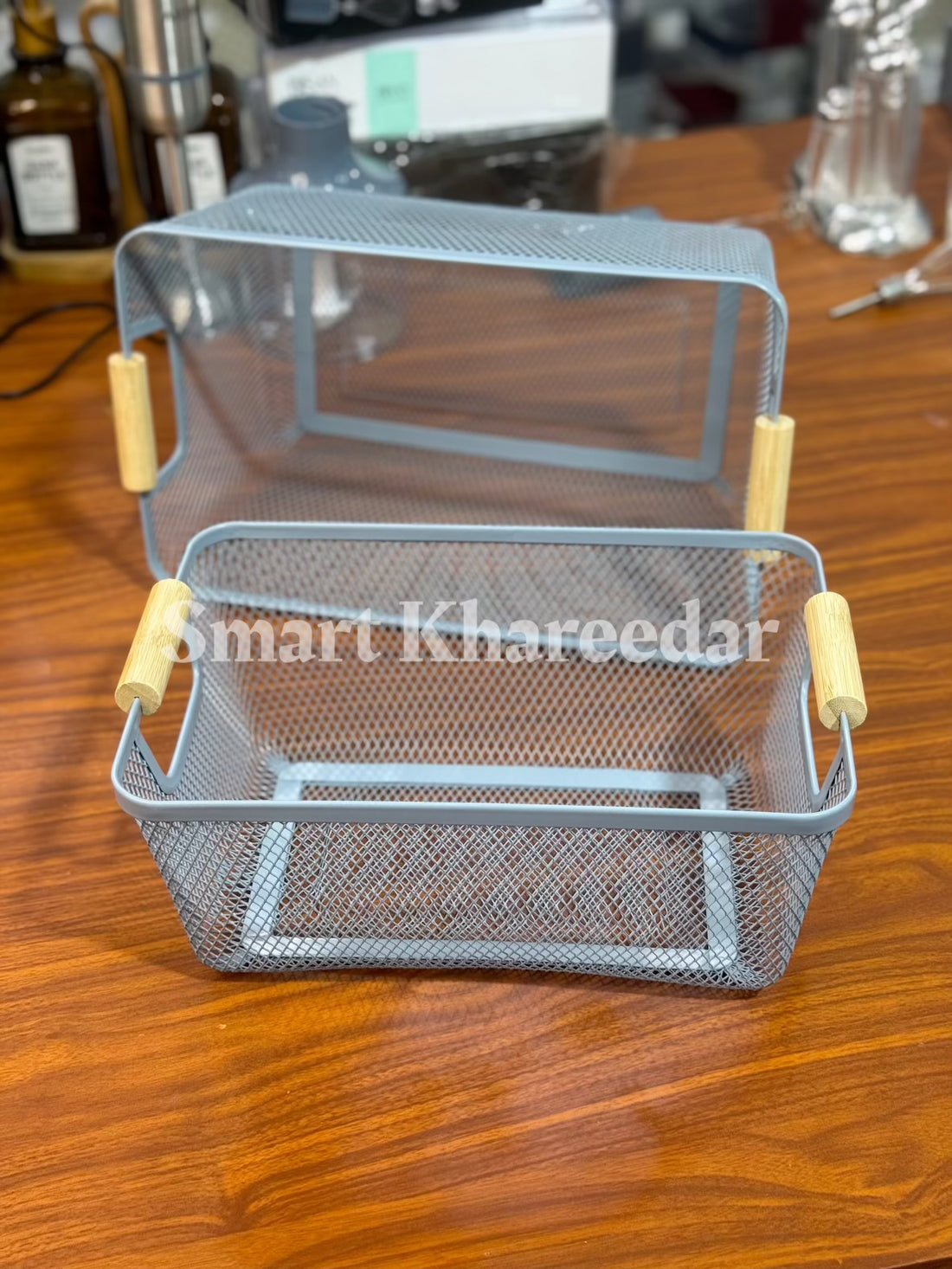 Rectangular Mesh Metal Storage Fruit Basket with Wood Handle