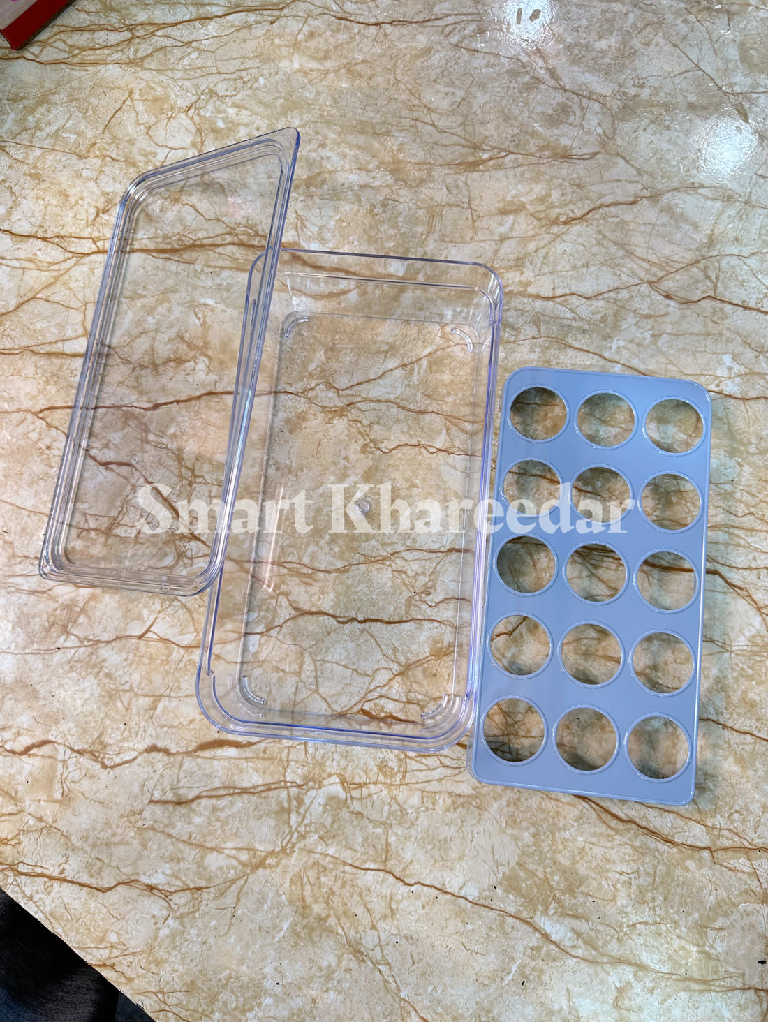 Bisan 15 Eggs Acrylic Organiser With Lid | Egg Tray