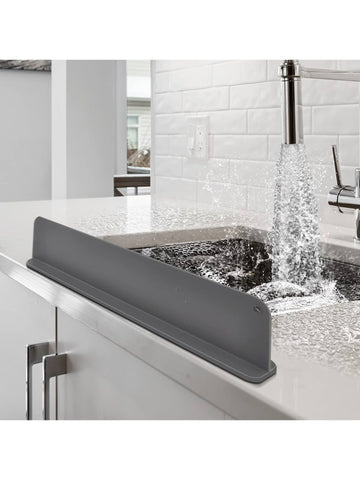 Silicone Sink Splash Guard With Suction – Flexible Water Splash Stopper for Kitchen & Bathroom Faucets, Countertops & Cleaning Protection